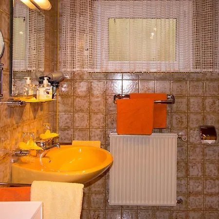 Am-brueckenrain * Frankenau